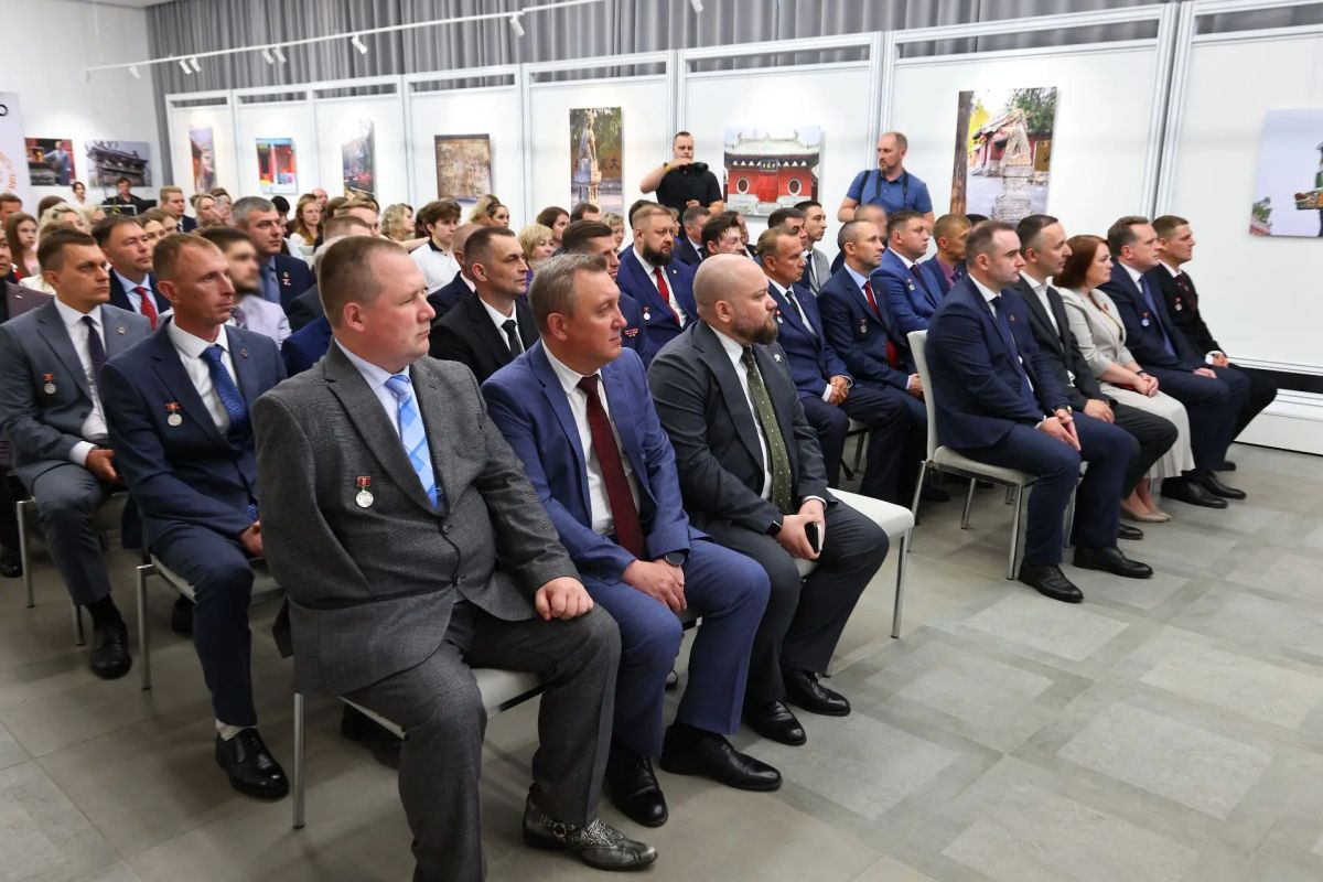 Георгий Филимонов: Делюсь подробностями знаменательного события — торжественного мероприятия для выпускников регионального кадрового проекта «Герои Русского Севера», которое провели сегодня в Вологде Георгий Филимонов: Делюсь подробностями знаменательного события — торжественного мероприятия для выпускников регионального кадрового проекта «Герои Русского Севера», которое провели сегодня в Вологде