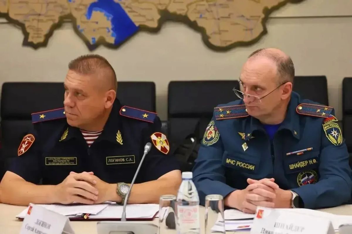 Губернатор провел заседание антитеррористической комиссии Вологодской области, на котором рассмотрели вопросы обеспечения безопасности жителей региона, повышения антитеррористической защищенности объектов инфраструктуры и... Губернатор провел заседание антитеррористической комиссии Вологодской области, на котором рассмотрели вопросы обеспечения безопасности жителей региона, повышения антитеррористической защищенности объектов инфраструктуры и...