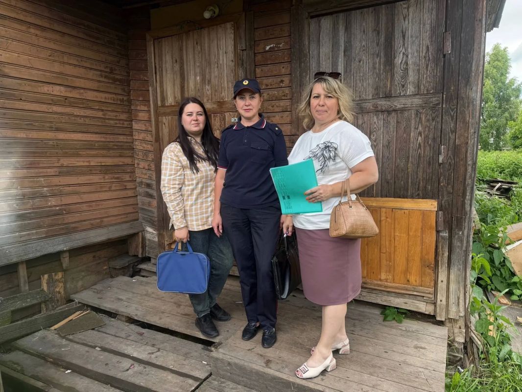 В Соколе полицейские провели комплекс профилактических мероприятий В Соколе полицейские провели комплекс профилактических мероприятий