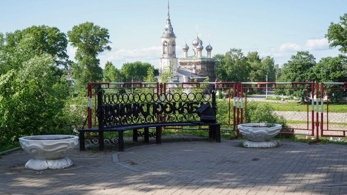 В Вологде продолжается благоустройство Кремлёвского сада, а также первый этап реконструкции Набережной реки Вологды В Вологде продолжается благоустройство Кремлёвского сада, а также первый этап реконструкции Набережной реки Вологды