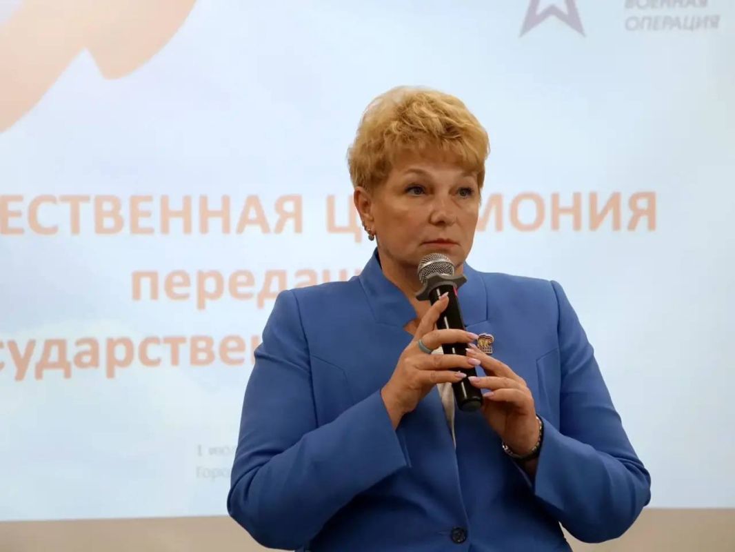 Андрей Накрошаев: В День ветеранов боевых действий передали государственные награды семьям погибших защитников Отечества Андрей Накрошаев: В День ветеранов боевых действий передали государственные награды семьям погибших защитников Отечества
