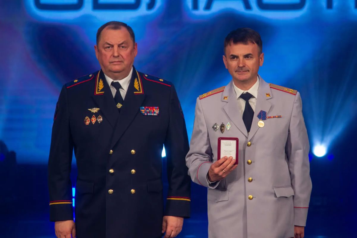 В Вологде состоялось торжественное мероприятие, посвященное 90-летию со Дня образования Госавтоинспекции В Вологде состоялось торжественное мероприятие, посвященное 90-летию со Дня образования Госавтоинспекции