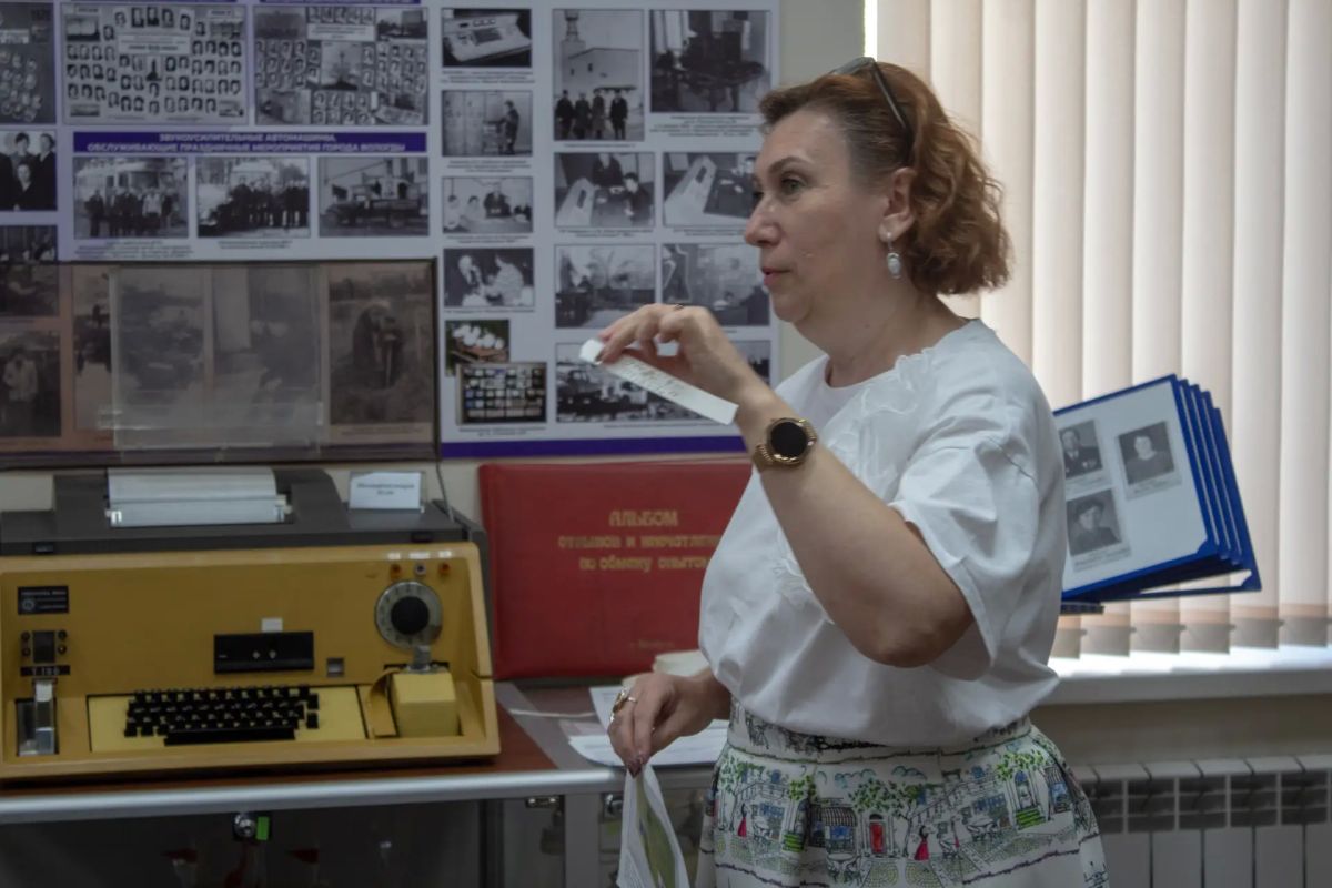 В Вологодской области общественники провели для детей экскурсию в интерактивный музей телекоммуникации и радиосвязи В Вологодской области общественники провели для детей экскурсию в интерактивный музей телекоммуникации и радиосвязи