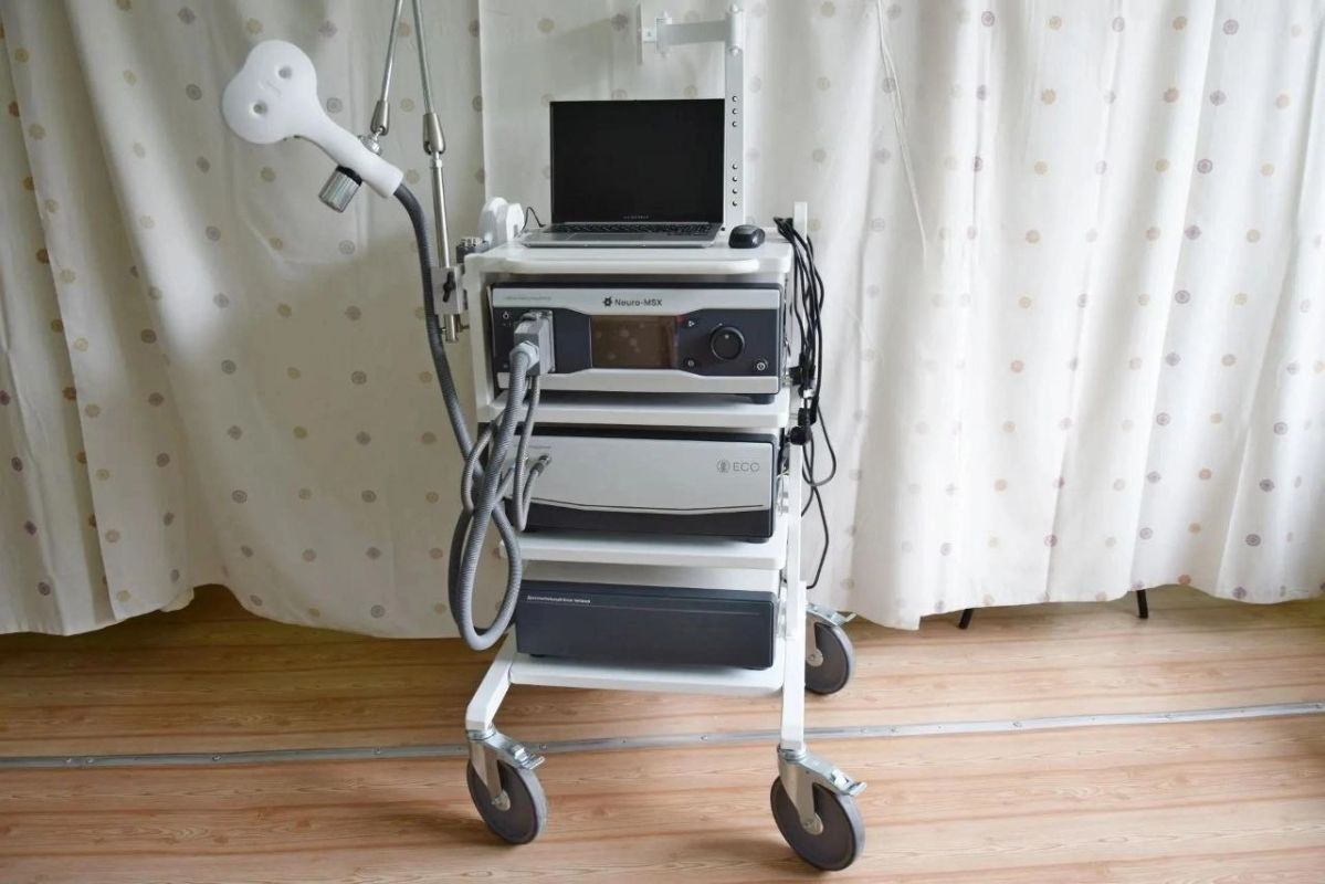 Около 5,5 тысяч сельских жителей получили выездные консультации специалистов областных больниц с начала года Около 5,5 тысяч сельских жителей получили выездные консультации специалистов областных больниц с начала года