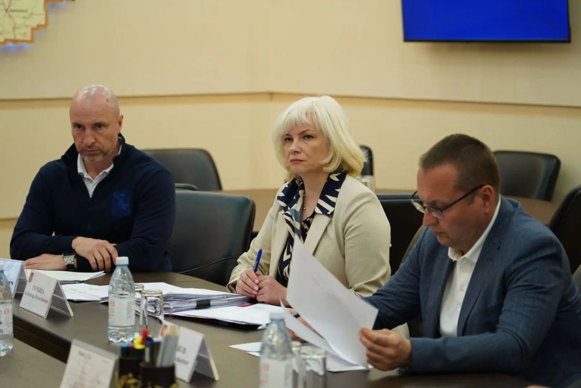 Георгий Филимонов: Провёл совещание по вопросам обеспечения пожарной безопасности в медучреждениях региона и реализации мероприятий по укреплению материально-технической базы системы здравоохранения Георгий Филимонов: Провёл совещание по вопросам обеспечения пожарной безопасности в медучреждениях региона и реализации мероприятий по укреплению материально-технической базы системы здравоохранения