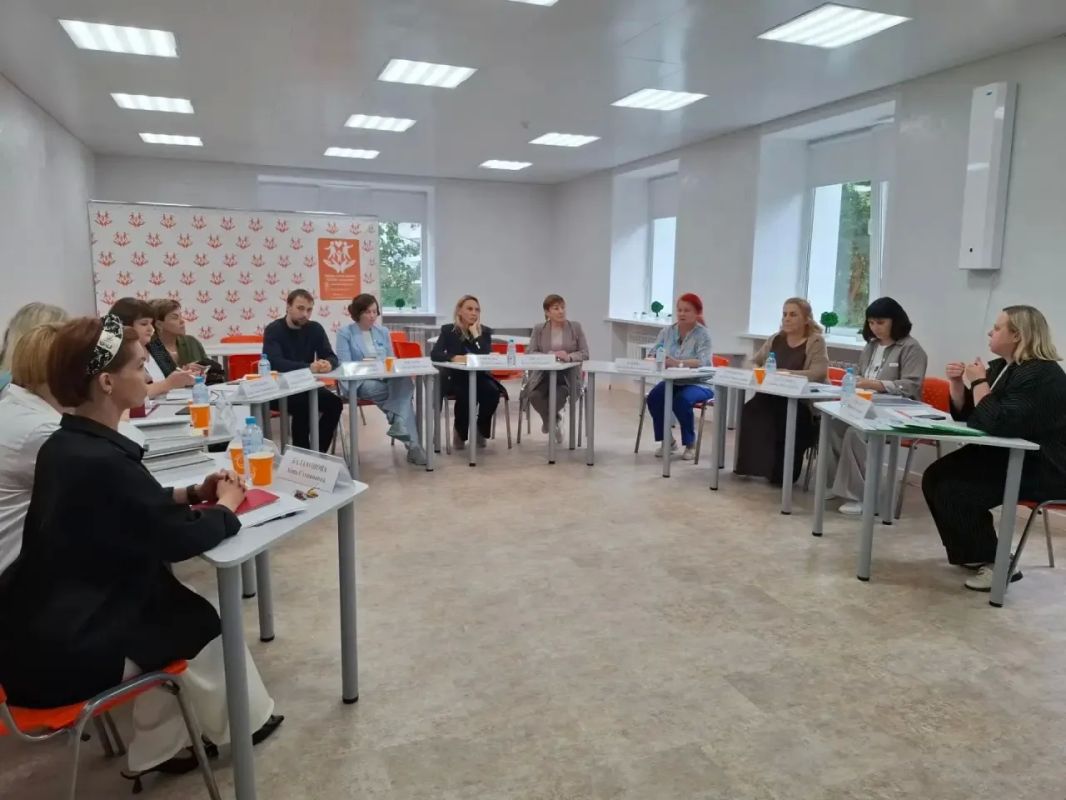 В Вологодской области обсудили поддержку семей участников СВО и развитие проекта «Авангард СВОих» В Вологодской области обсудили поддержку семей участников СВО и развитие проекта «Авангард СВОих»