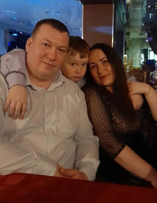 Продолжаем рассказывать про семьи медработников в День семьи, любви и верности Продолжаем рассказывать про семьи медработников в День семьи, любви и верности