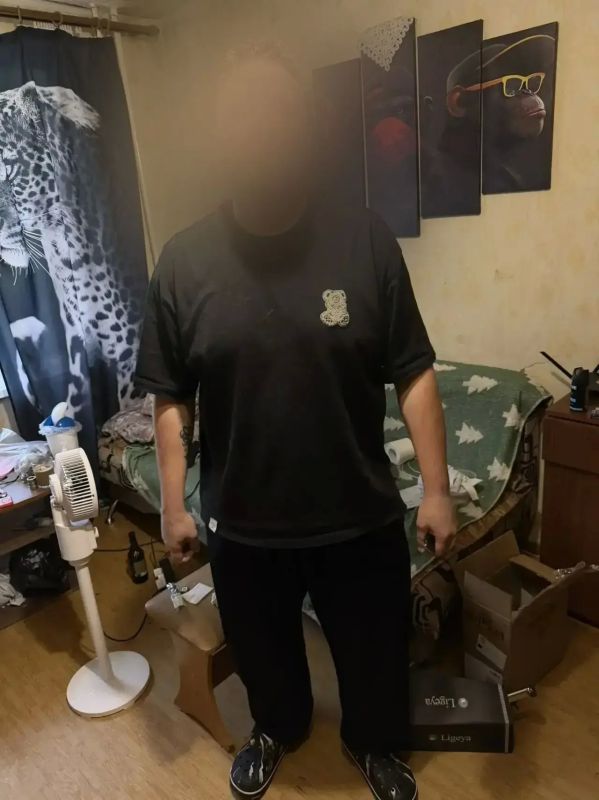 В Вологде сотрудники полиции задержали подозреваемого в незаконном хранении наркотических средств В Вологде сотрудники полиции задержали подозреваемого в незаконном хранении наркотических средств