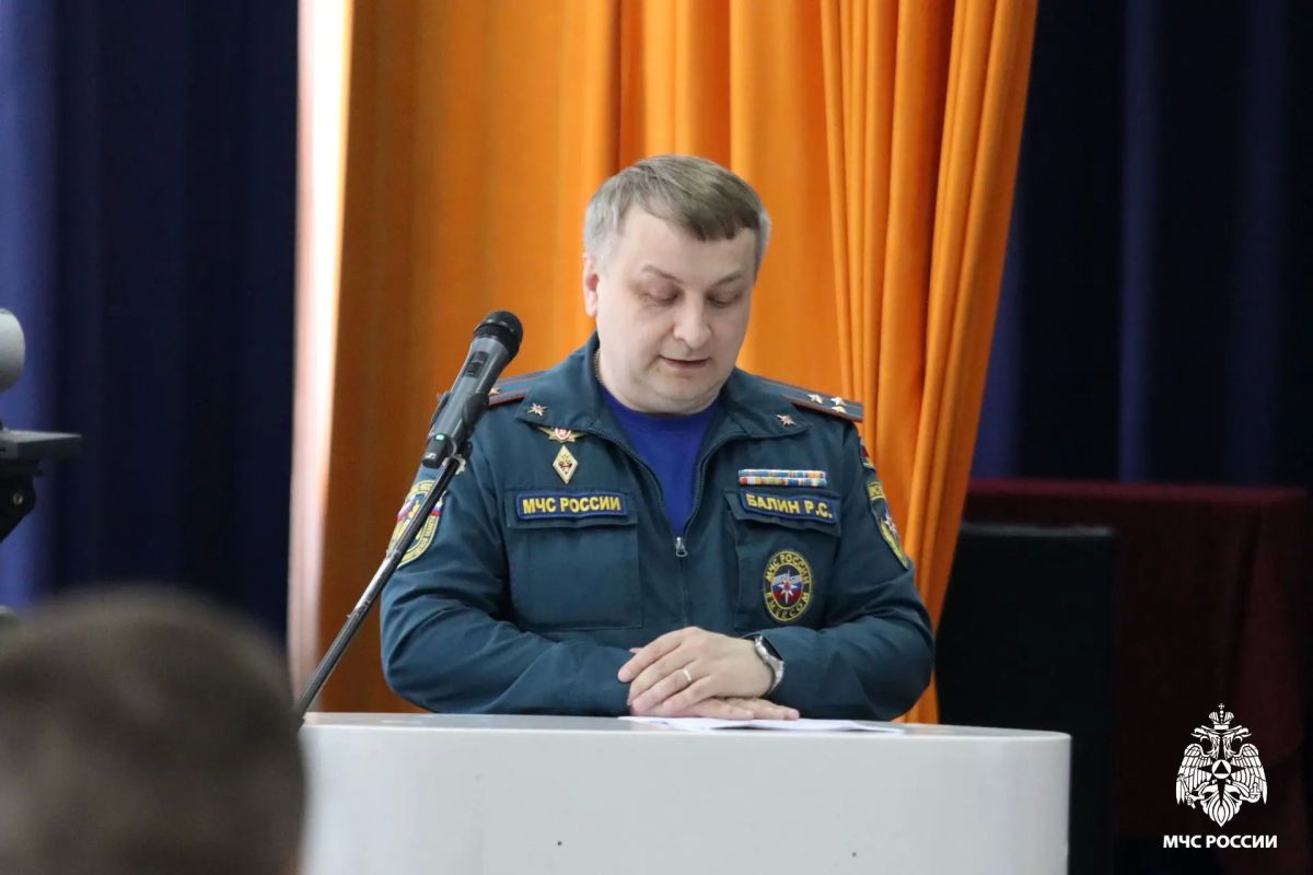Сегодня в Главном управлении МЧС России по Вологодской области состоялось подведение итогов оперативно-служебной деятельности за первое полугодие 2026 года Сегодня в Главном управлении МЧС России по Вологодской области состоялось подведение итогов оперативно-служебной деятельности за первое полугодие 2026 года