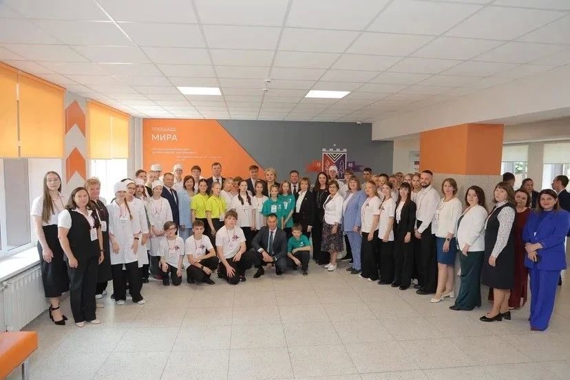 Сегодня, 10 июля, на Вологодчине продолжается работа Комитета СФ по науке, образованию и культуре во главе с председателем Лилией Гумеровой для изучения опыта Вологодской области по подготовке кадров для ключевых отраслей... Сегодня, 10 июля, на Вологодчине продолжается работа Комитета СФ по науке, образованию и культуре во главе с председателем Лилией Гумеровой для изучения опыта Вологодской области по подготовке кадров для ключевых отраслей...