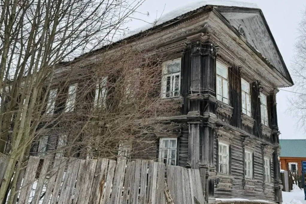 В Тотьме при реставрации дома № 8 по Комсомольскому переулку (постройка 1880-х гг.) обнаружено любовное письмо из прошлого
