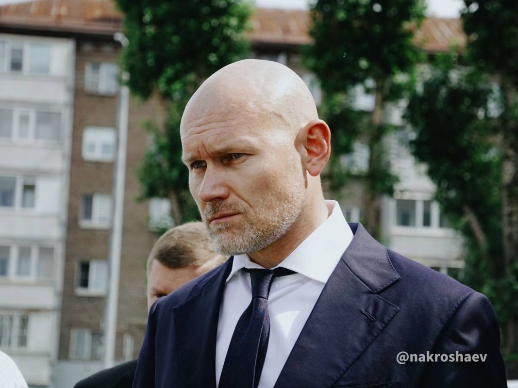 Андрей Накрошаев: Работаем по обращениям жителей Андрей Накрошаев: Работаем по обращениям жителей
