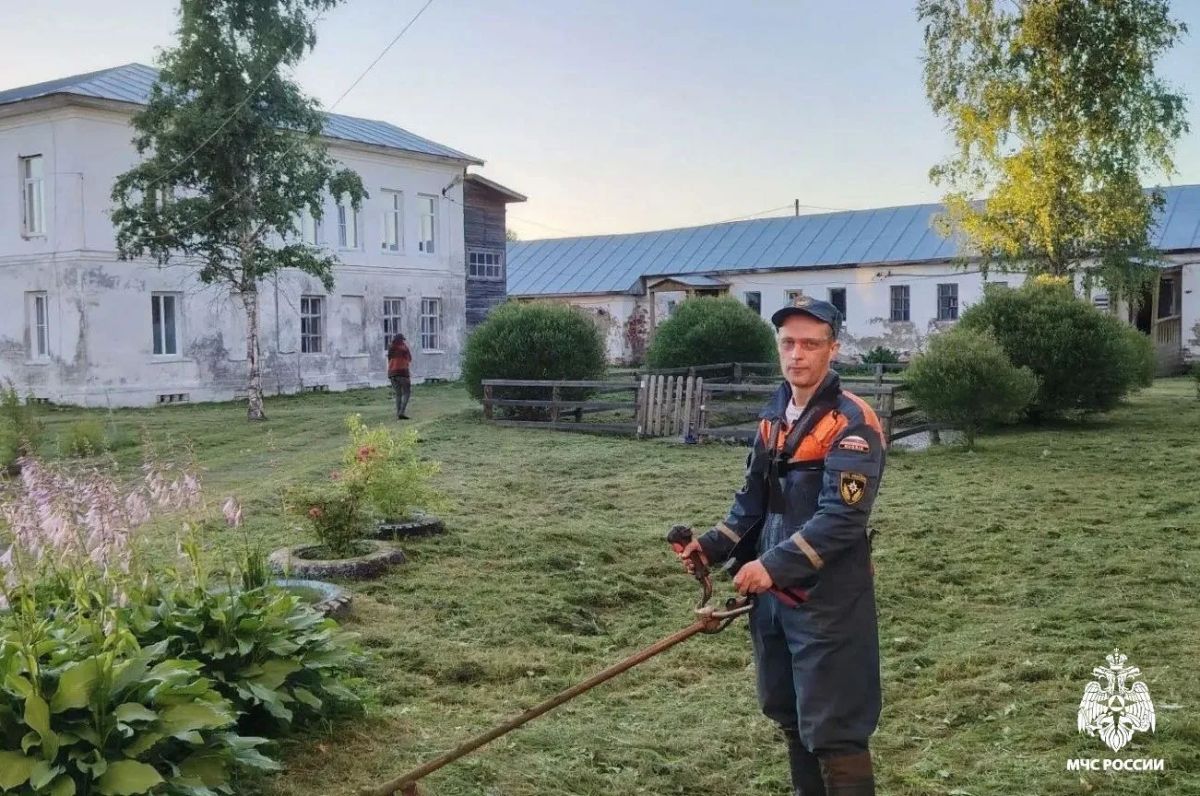 Помощь святым обителям накануне профессионального праздника Помощь святым обителям накануне профессионального праздника