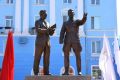 В Череповце на перекрёстке проспекта Победы с улицами Металлургов и Сталеваров открыли памятник Сталину и Бардину