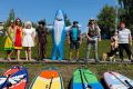 Акула и пират катались на сапах на Смольниковском озере в Великом Устюге