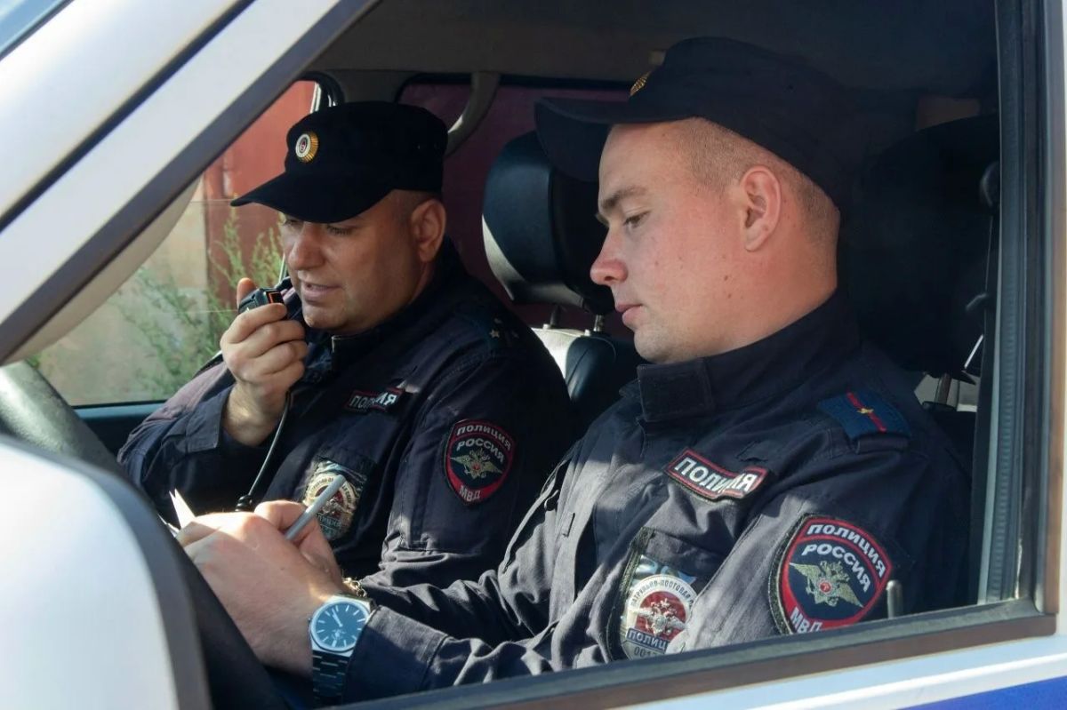 В Вологде сотрудники патрульно-постовой службы задержали подозреваемого в краже одежды