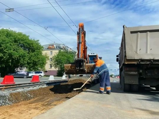На проспекте Победы в Череповце обновлено более 1,3 км основания для трамвайных путей На проспекте Победы в Череповце обновлено более 1,3 км основания для трамвайных путей