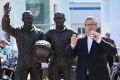 Георгий Филимонов: Вместе с основателем и президентом мотоклуба «Ночные волки» Александром Залдастановым (Хирургом), байкерами из разных уголков страны, вологжанами, общественниками открыли памятник Юрию Гагарину и Павлу...
