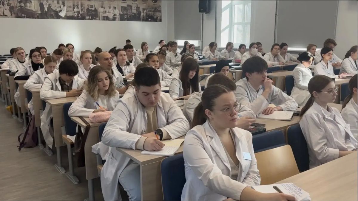 5,5 человек на место составил конкурс в Вологодском филиале ЯГМУ