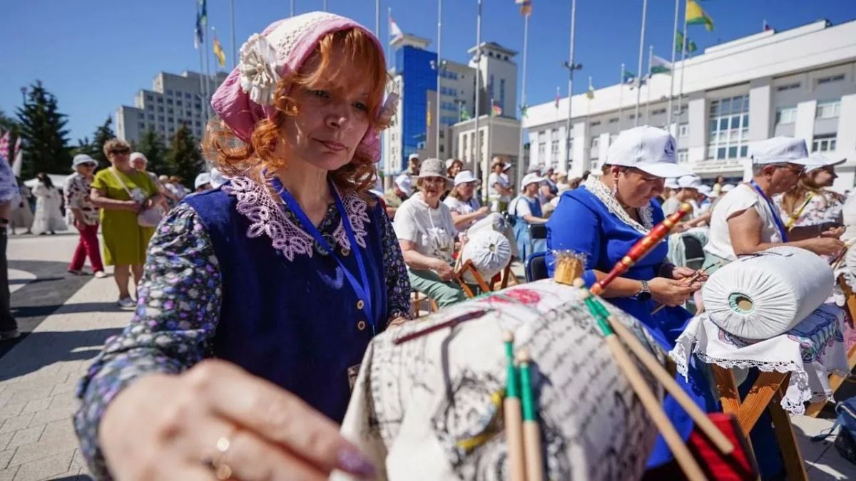 Площадь Дрыгина в Вологде: от транзитной зоны до главной событийной площадки Площадь Дрыгина в Вологде: от транзитной зоны до главной событийной площадки