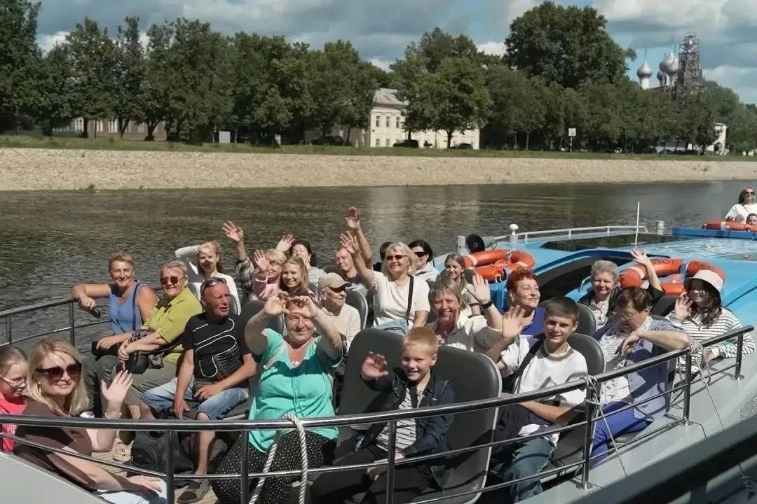 Речные суда «Вологжанин» и «Вологодские зори» возобновляют рейсы по реке Вологде в ближайшие выходные - 8 и 9 августа
