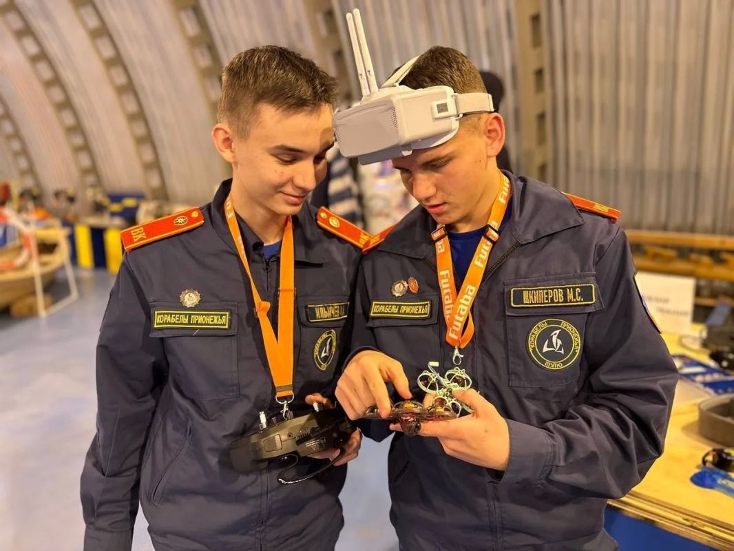 Более шести тысяч программ доступно для юных вологжан в кружках и секциях региона Более шести тысяч программ доступно для юных вологжан в кружках и секциях региона