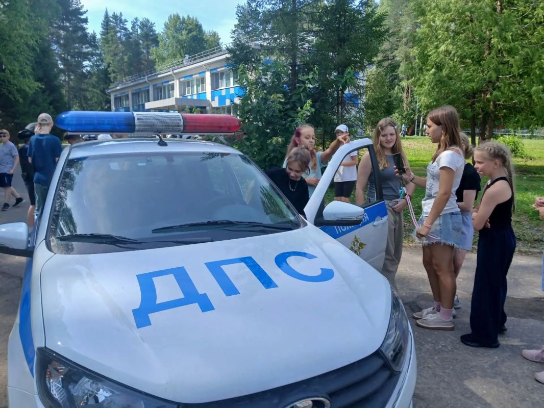 Лето должно быть не только весёлым, но и безопасным! Лето должно быть не только весёлым, но и безопасным!