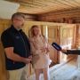 Ни один турист не ушёл... неопрошенным!