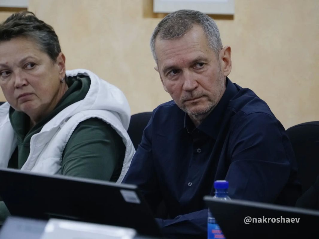 Андрей Накрошаев: Доработали проект ремонта Любецкой вместе с жителями Андрей Накрошаев: Доработали проект ремонта Любецкой вместе с жителями