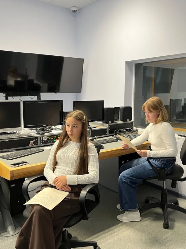 Четвёртая смена обучающего проекта «Школа телевидения» продолжается на ГТРК «Вологда» Четвёртая смена обучающего проекта «Школа телевидения» продолжается на ГТРК «Вологда»