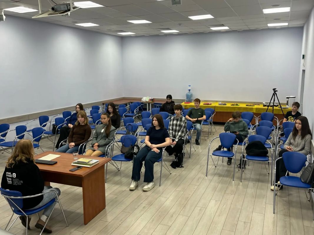 Вот и подошла к концу четвёртая, завершающая в этом году, смена нашего летнего профобразовательного проекта «Школа телевидения» Вот и подошла к концу четвёртая, завершающая в этом году, смена нашего летнего профобразовательного проекта «Школа телевидения»