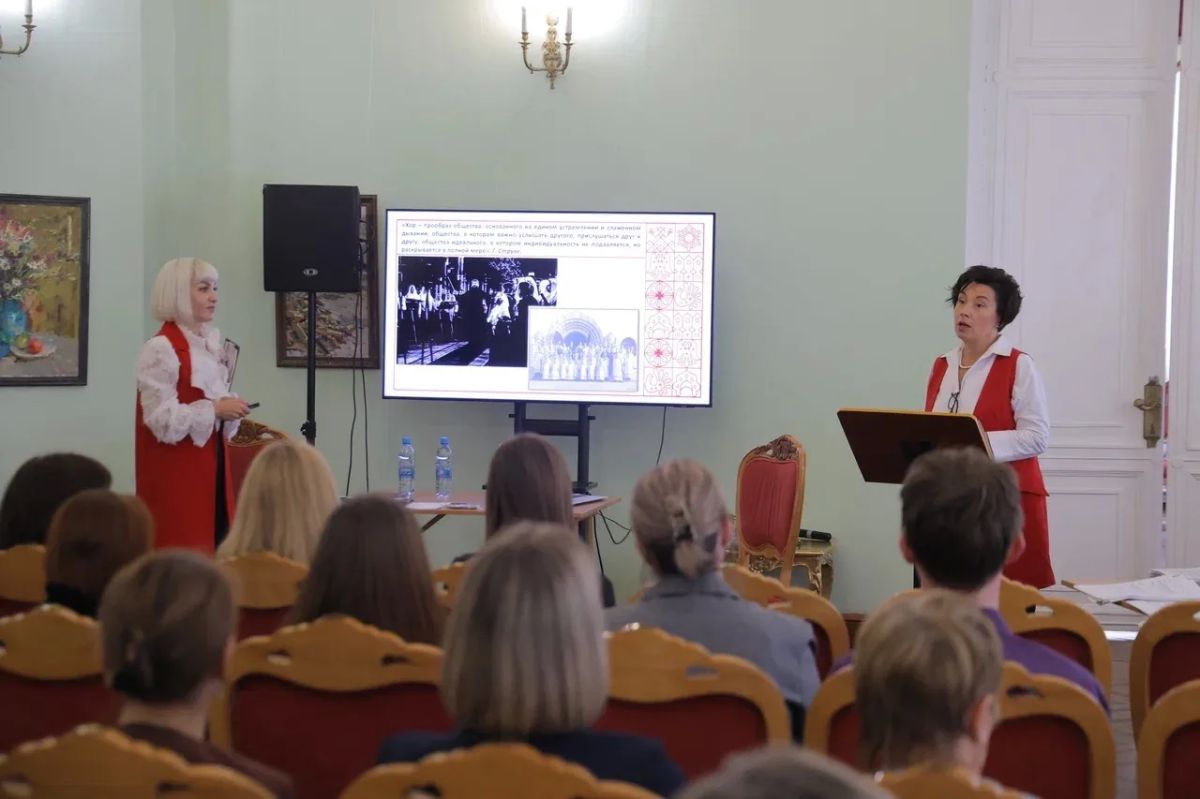 Региональный съезд педагогов «Культурный код единства: традиции, ценности, смыслы» объединил более 200 участников Региональный съезд педагогов «Культурный код единства: традиции, ценности, смыслы» объединил более 200 участников