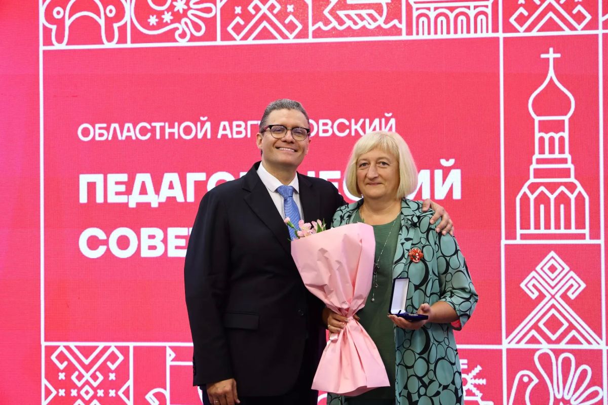 Георгий Филимонов: Продолжаю рассказывать о награждении педагогов Вологодчины Георгий Филимонов: Продолжаю рассказывать о награждении педагогов Вологодчины