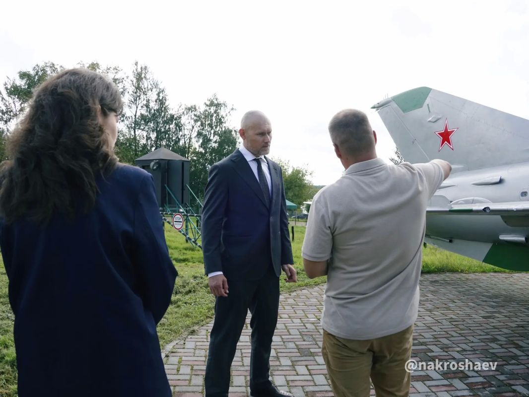Андрей Накрошаев: Пополнили коллекцию в Парке Победы легендарным советским истребителем Андрей Накрошаев: Пополнили коллекцию в Парке Победы легендарным советским истребителем