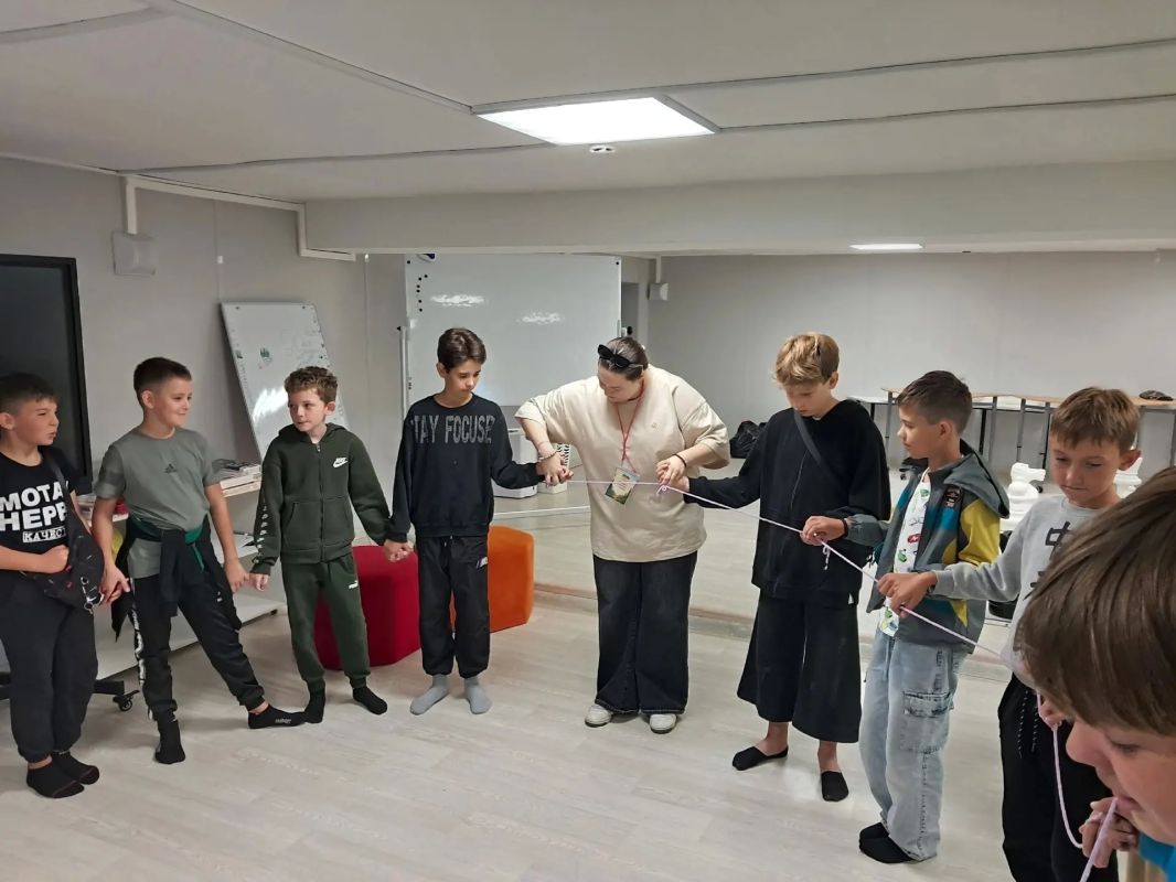 В Вологодской области для школьников из Алчевска провели двухдневный «Щит безопасности» В Вологодской области для школьников из Алчевска провели двухдневный «Щит безопасности»
