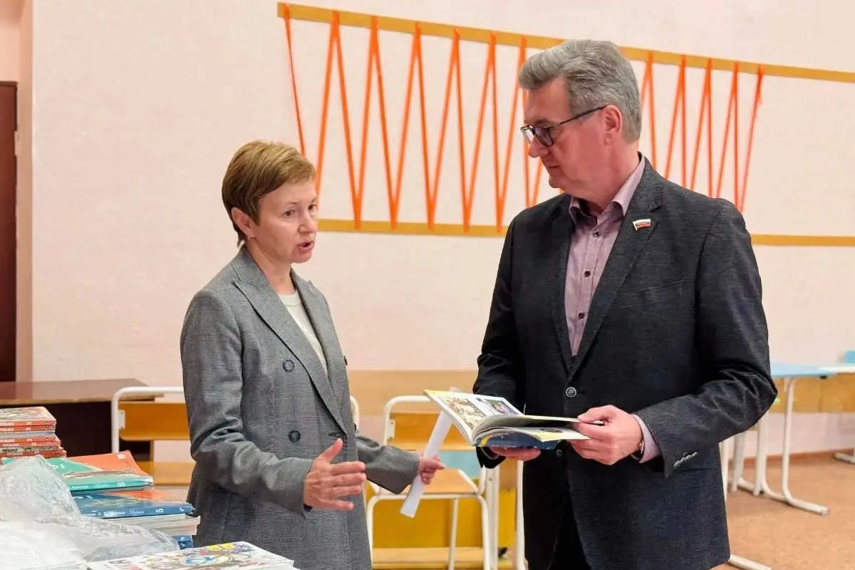 Школы Череповца обновляют по Народной программе Школы Череповца обновляют по Народной программе