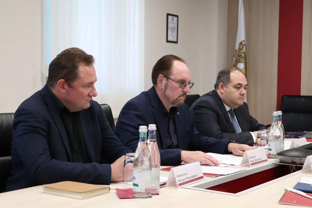 Георгий Филимонов: Продолжаю рабочий день в Москве Георгий Филимонов: Продолжаю рабочий день в Москве