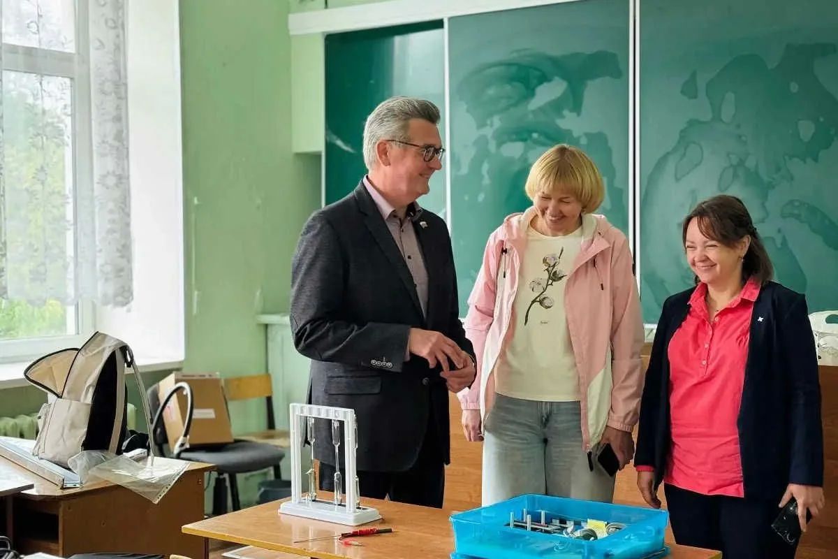 Школы Череповца обновляют по Народной программе Школы Череповца обновляют по Народной программе