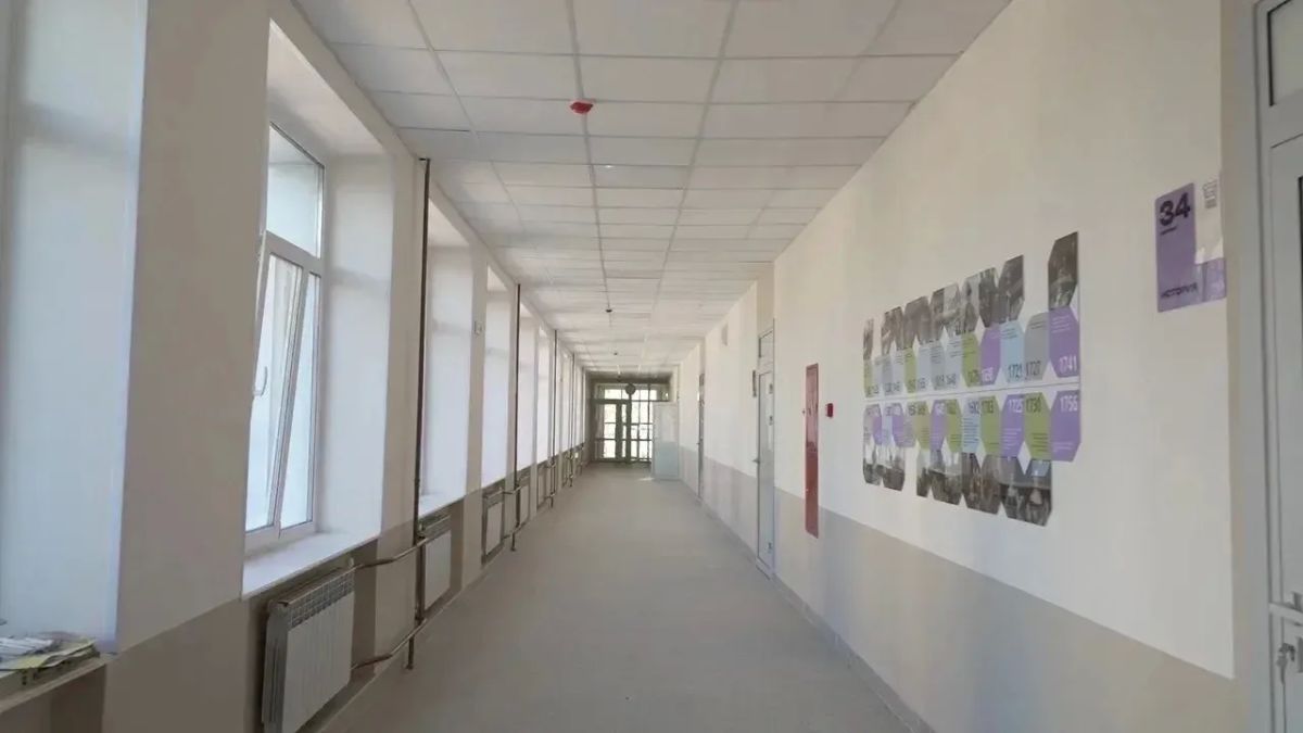 Проверил готовность обновлённых школ к новому учебному году. Проверил готовность обновлённых школ к новому учебному году.