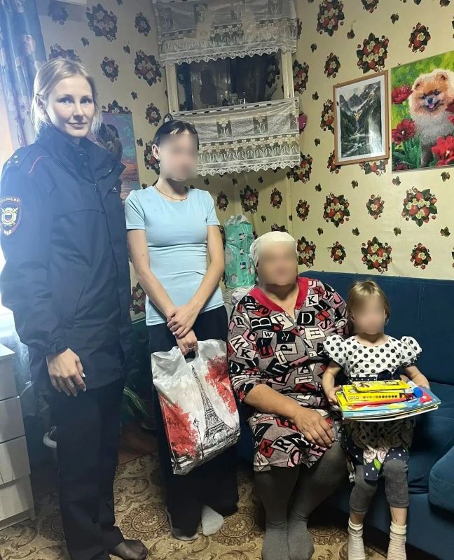 Доброта и порядок: как полицейские подготовили детей к школе Доброта и порядок: как полицейские подготовили детей к школе