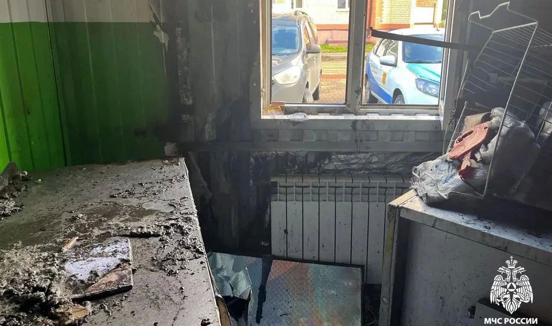 Продовольственный магазин загорелся в посёлке Кувшиново Продовольственный магазин загорелся в посёлке Кувшиново