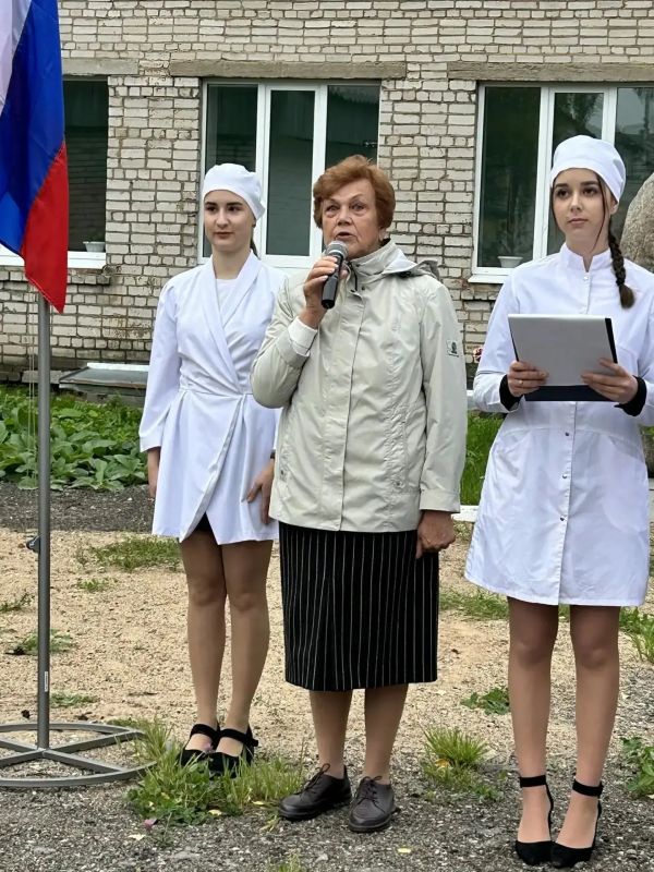 Торжественные линейки прошли в медицинских колледжах Череповца и Великого Устюга Торжественные линейки прошли в медицинских колледжах Череповца и Великого Устюга