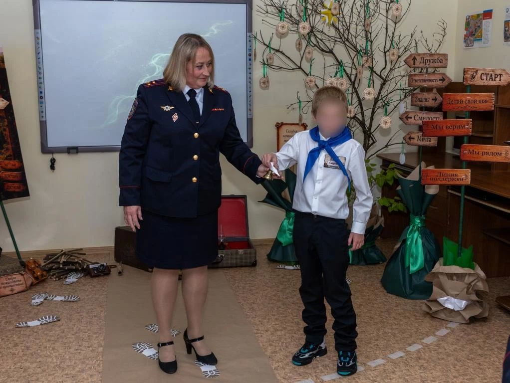 В ЦВСНП УМВД России по Вологодской области полицейские организовали для детей праздник, посвященный Дню знаний В ЦВСНП УМВД России по Вологодской области полицейские организовали для детей праздник, посвященный Дню знаний