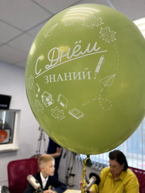 Эфир на «Радио России» накануне был традиционно посвящён Дню знаний Эфир на «Радио России» накануне был традиционно посвящён Дню знаний