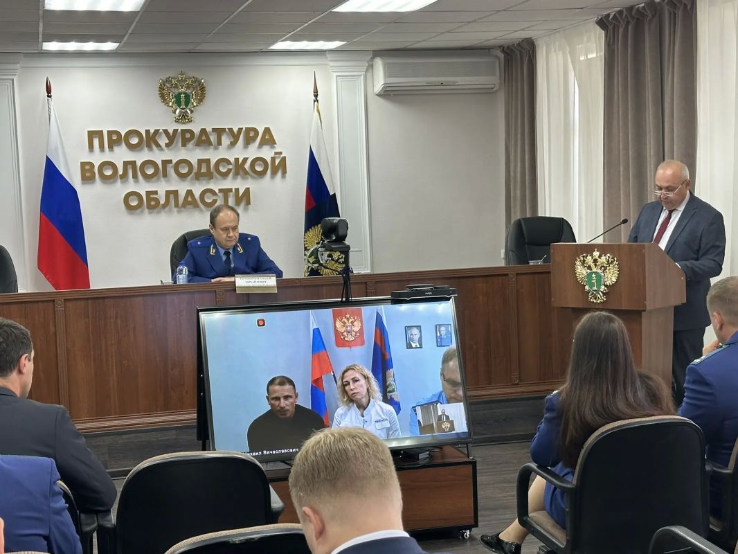 Под председательством прокурора Вологодской области Андрея Тимошичева состоялось заседание межведомственной рабочей группы Под председательством прокурора Вологодской области Андрея Тимошичева состоялось заседание межведомственной рабочей группы