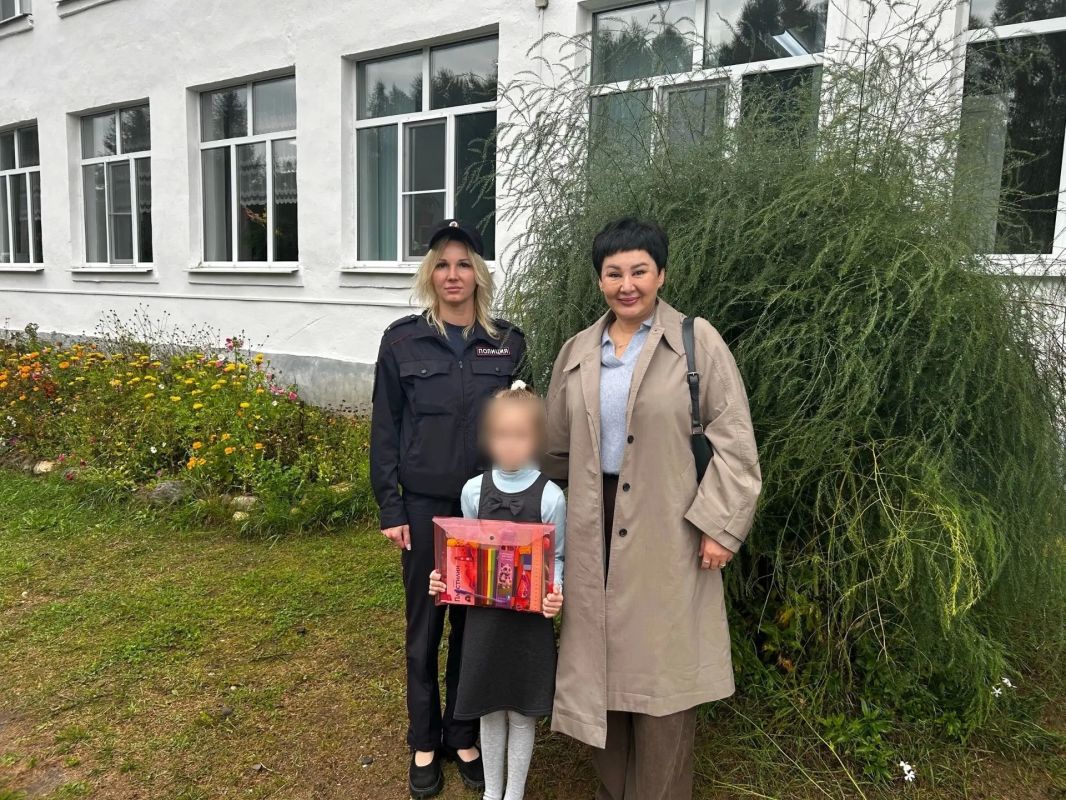 Добрые дела полиции: «Помоги пойти учиться» Добрые дела полиции: «Помоги пойти учиться»