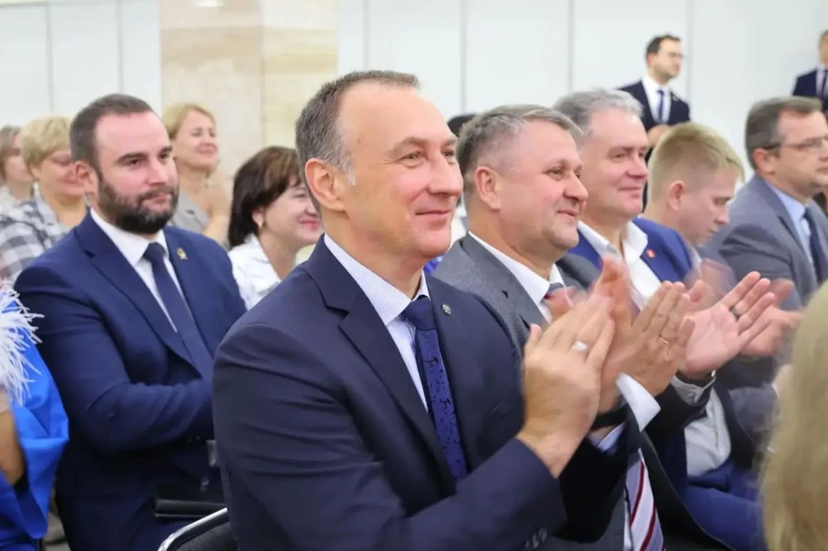 Георгий Филимонов: В День финансиста встретился с представителями финансовой системы Вологодской области Георгий Филимонов: В День финансиста встретился с представителями финансовой системы Вологодской области