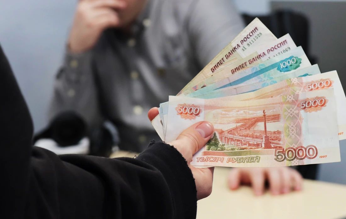 Череповчанин стал жертвой мошенников при попытке заказать интим-услуги