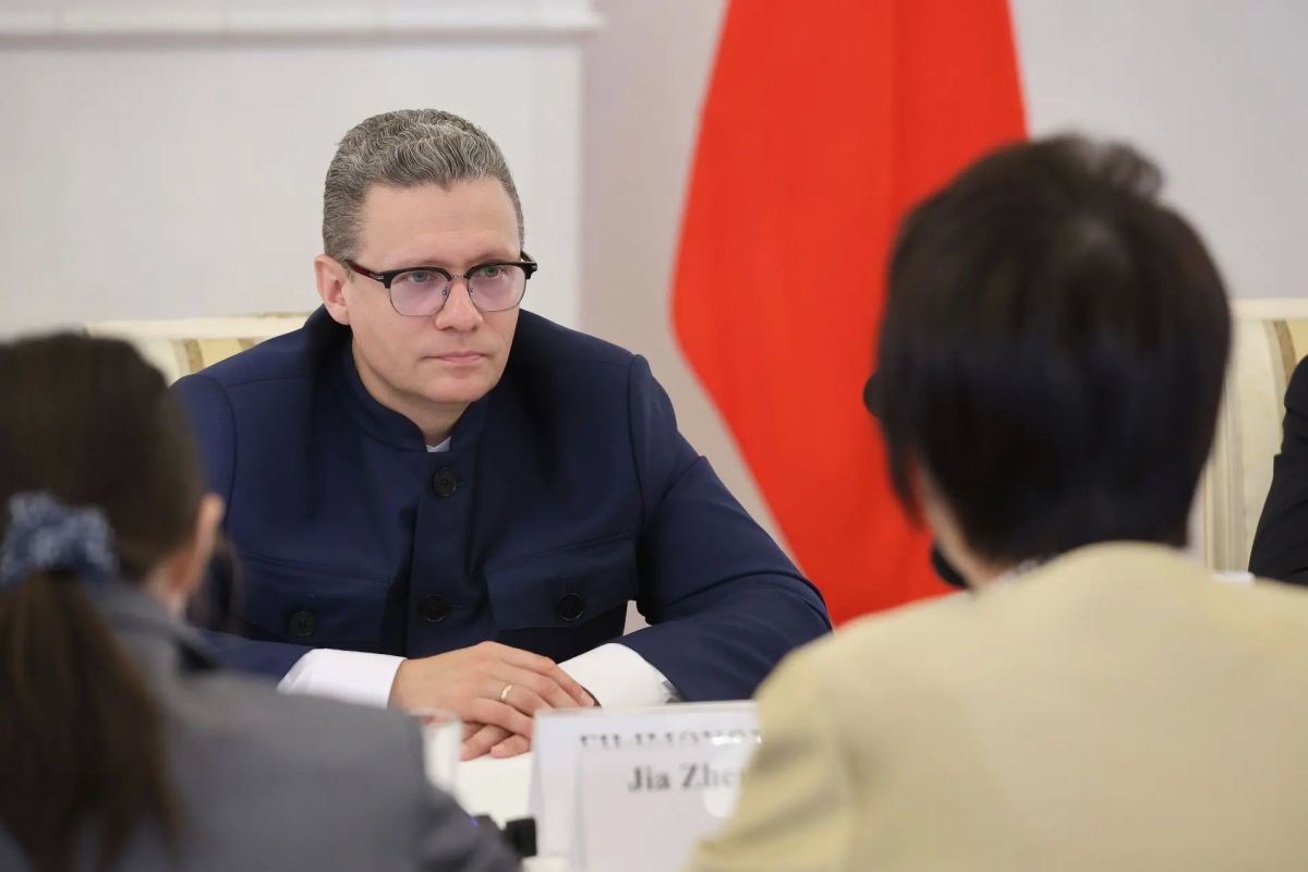 Георгий Филимонов: В Вологде провёл рабочую встречу с официальной делегацией представителей бизнеса провинции Шэньси Китайской Народной Республики Георгий Филимонов: В Вологде провёл рабочую встречу с официальной делегацией представителей бизнеса провинции Шэньси Китайской Народной Республики