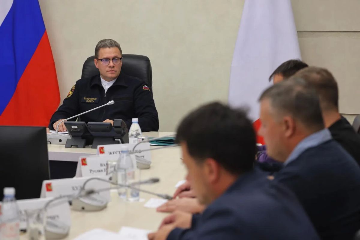 Губернатор Георгий Филимонов провел совещание по реконструкции стадиона «Динамо» в Вологде